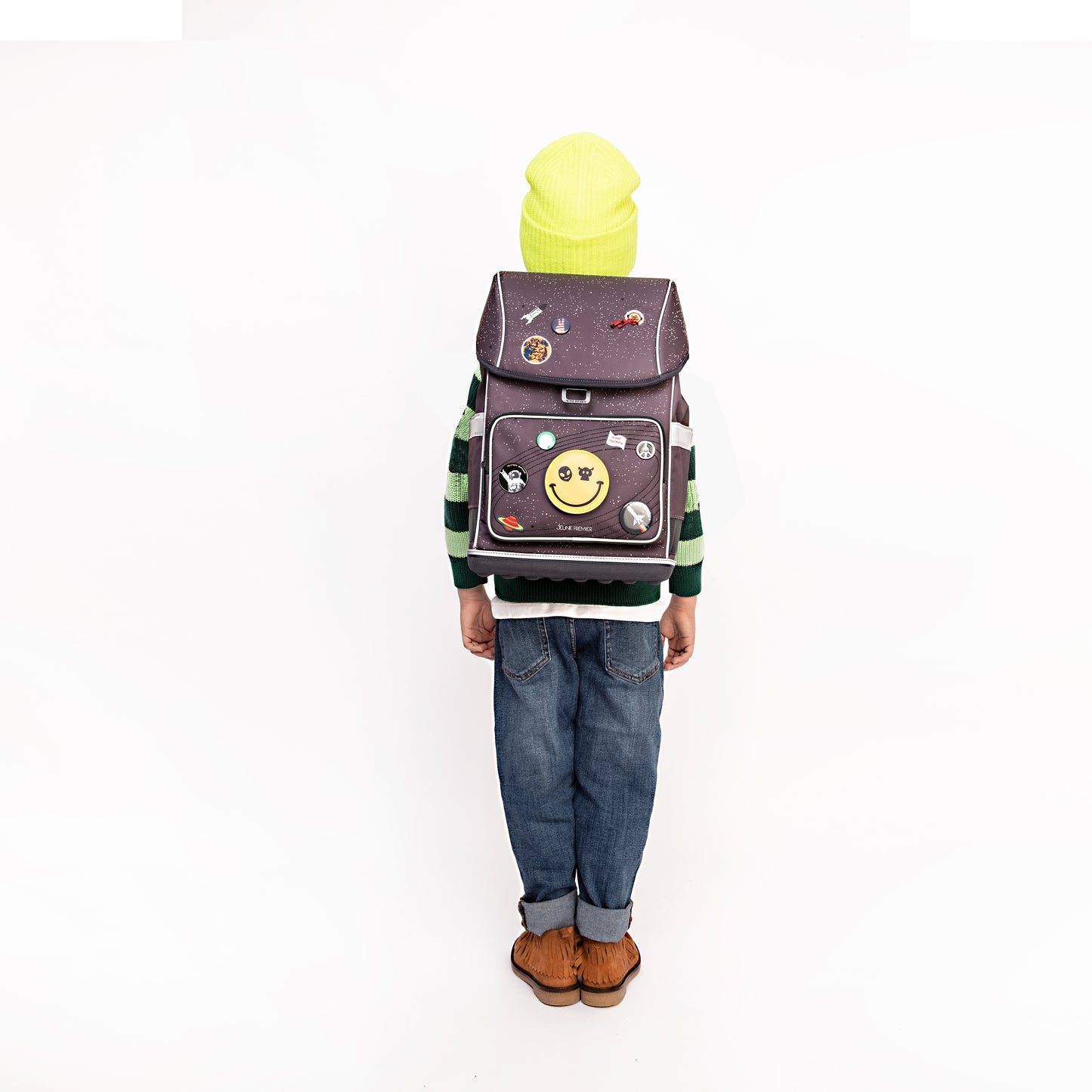 Discover the Jeune Premier Ergomaxx, the most ergonomic backpack in the world for boys aged 6 to 10. The Space Invaders print is ideal for boys fascinated by space.