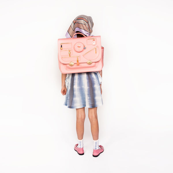 Trendy schoolbag for girls from 6 to 8 years. This It Bag Midi Jewellery Box Pink is a real back-to-school essential.