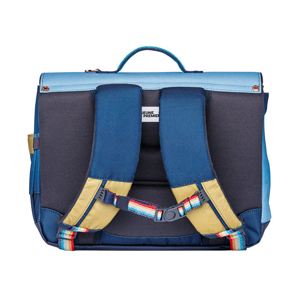 Check out the Jeune Premier bestseller: the It Bag Midi schoolbag is a true back-to-school essential. This light blue Unicorn Universe design is perfect for unicorn & rainbow lovers who want to stand out.