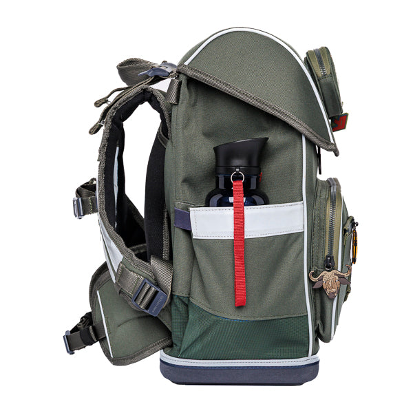 Discover the Ergomaxx, the most ergonomic and durable backpack in the world for boys aged 6 to 10. The khaki Big Five design is a bestseller for boys.