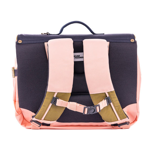 Trendy schoolbag for children from 6 to 8 years old. This Pet-à-Porter Jeune Premier midi “it-bag” is a real back-to-school essential.