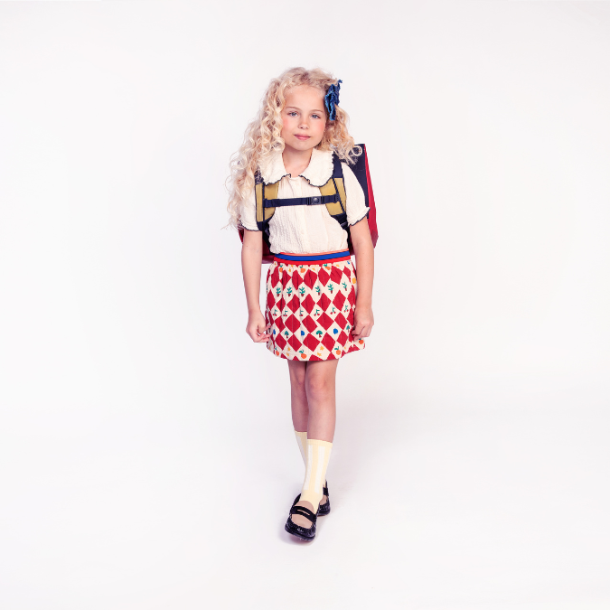 Trendy schoolbag for children from 6 to 8 years old. This Jeune Premier It Bag Midi Saddle Bag is a real back-to-school essential.