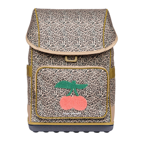 Discover the Ergomaxx Leopard Cherry, the most ergonomic and durable backpack in the world for girls aged 6 to 10.