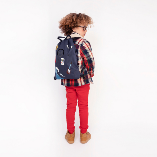 The multifunctional Jeune Premier Mr. Gadget City Bag can be used as a swimming bag, sports bag or fashion accessory, for any age and any occasion!