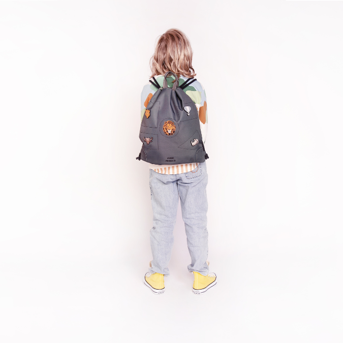 Check out the multifunctional Jeune Premier Big Five City Bag that can be used as a swimming bag, sports bag or fashion accessory, for any age and any occasion!