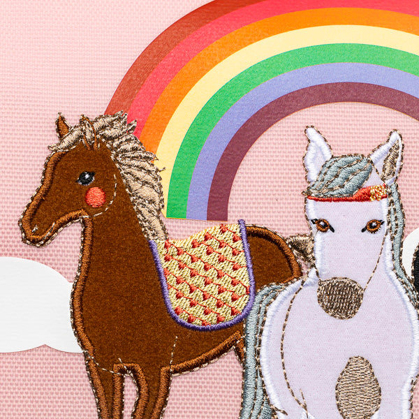 Trendy schoolbag for children from 6 to 8 years old. This Classic Midi Pony is a real back-to-school essential.