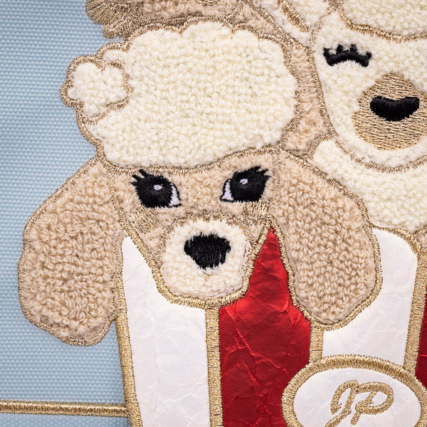 Trendy schoolbag for children from 6 to 8 years old. This Jeune Premier It Bag Midi Popcorn is a real back-to-school essential.