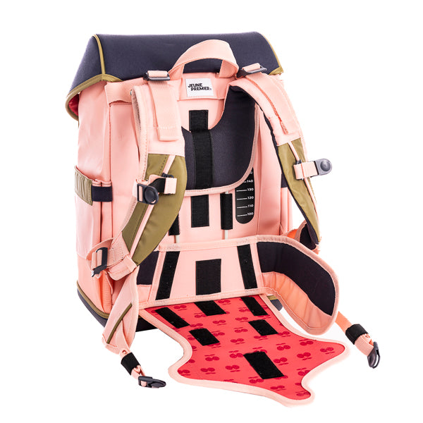 Ergonomic Jeune Premier backpack Pet-à-Porter for children from 6 years. Looking for a bag with beauty and brains? The load-bearing system transfers 50% of the weight to the hips.