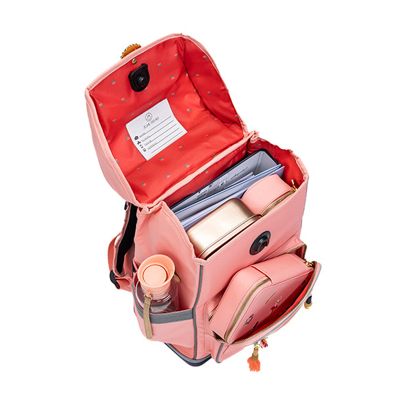 Discover the Jeune Premier Ergomaxx Jewellery Box Pink, the most ergonomic, durable and beautiful backpack in the world for girls aged 6 to 10.