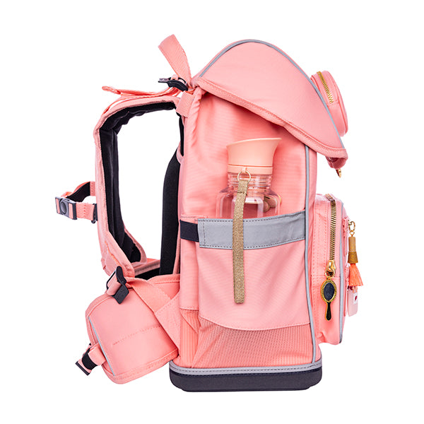 Discover the Jeune Premier Ergomaxx Jewellery Box Pink, the most ergonomic, durable and beautiful backpack in the world for girls aged 6 to 10.