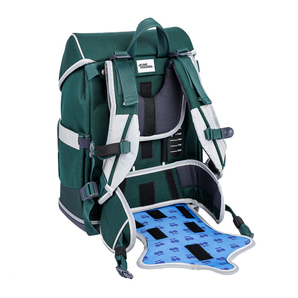 Discover the Ergomaxx, the most ergonomic backpack in the world for boys aged 6 to 10. The dark green FC Jeune Premier design is the all-time bestseller for boys.